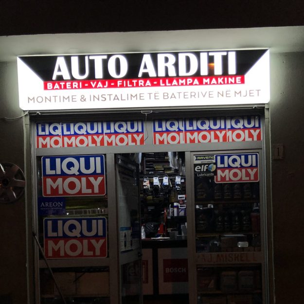 Auto Arditi